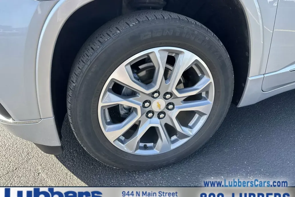2020 Chevrolet Traverse Premier photo 1