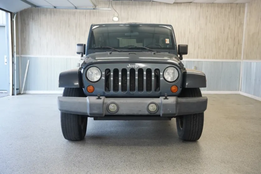 2007 Jeep Wrangler Unlimited Sahara photo 1