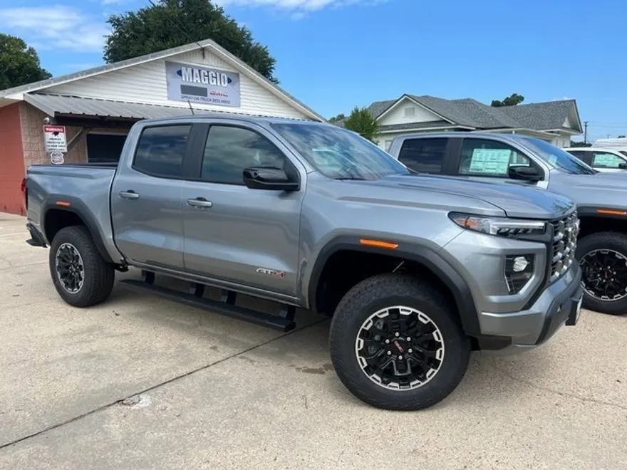 2026 Gmc Canyon AT4 photo 1