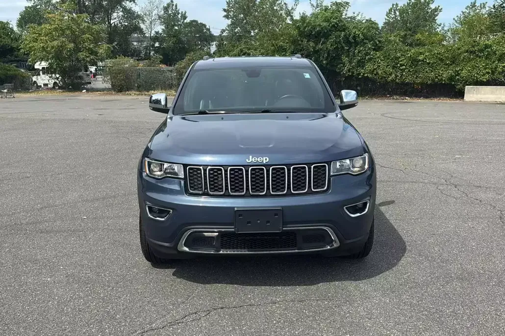 2020 Jeep Grand Cherokee Limited photo 1
