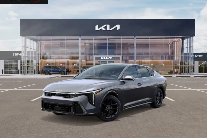2025 Kia K4 GT-Line Turbo photo 1