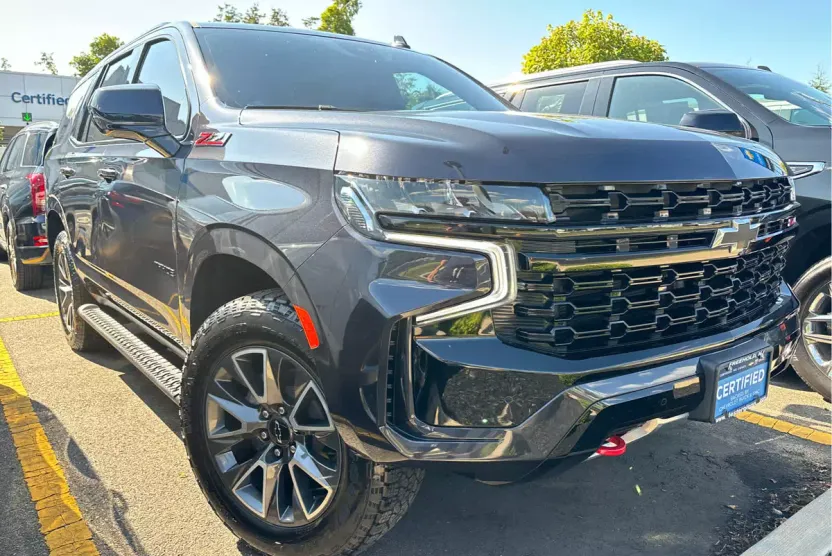 2023 Chevrolet Tahoe Z71 photo 1