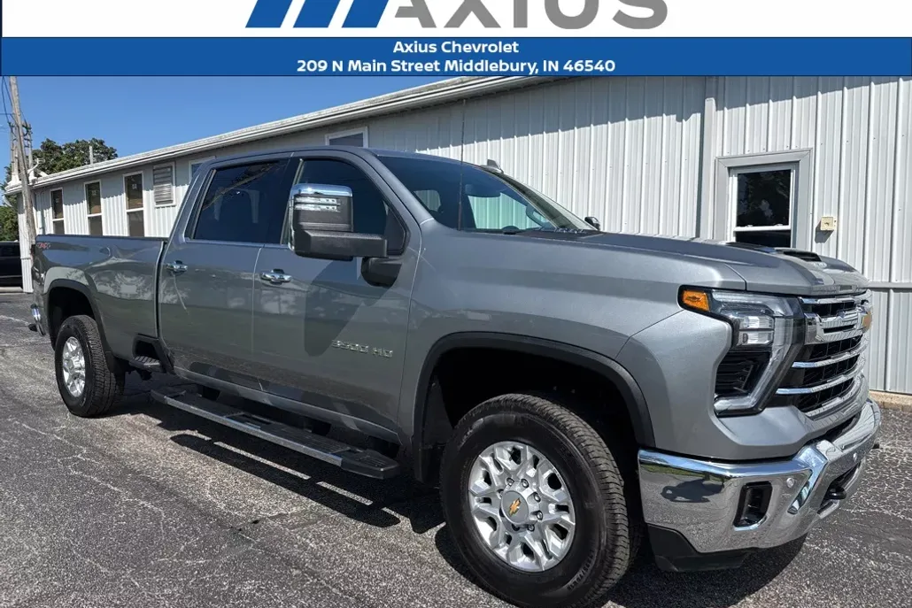 2025 Chevrolet Silverado 3500HD LTZ photo 1
