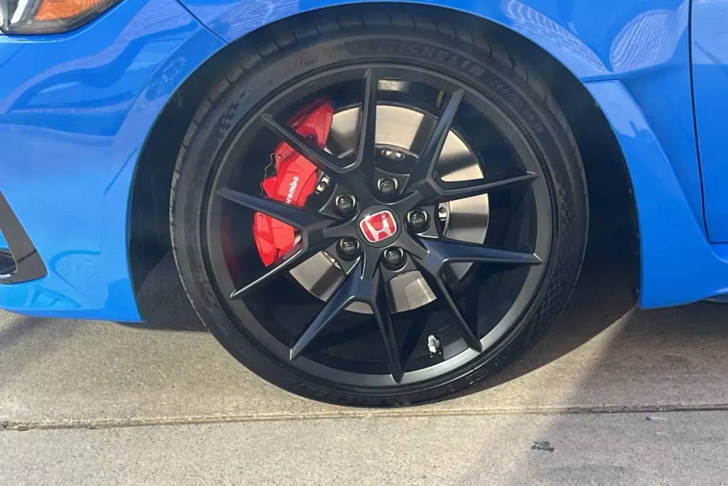 2024 Honda Civic Type R photo 1
