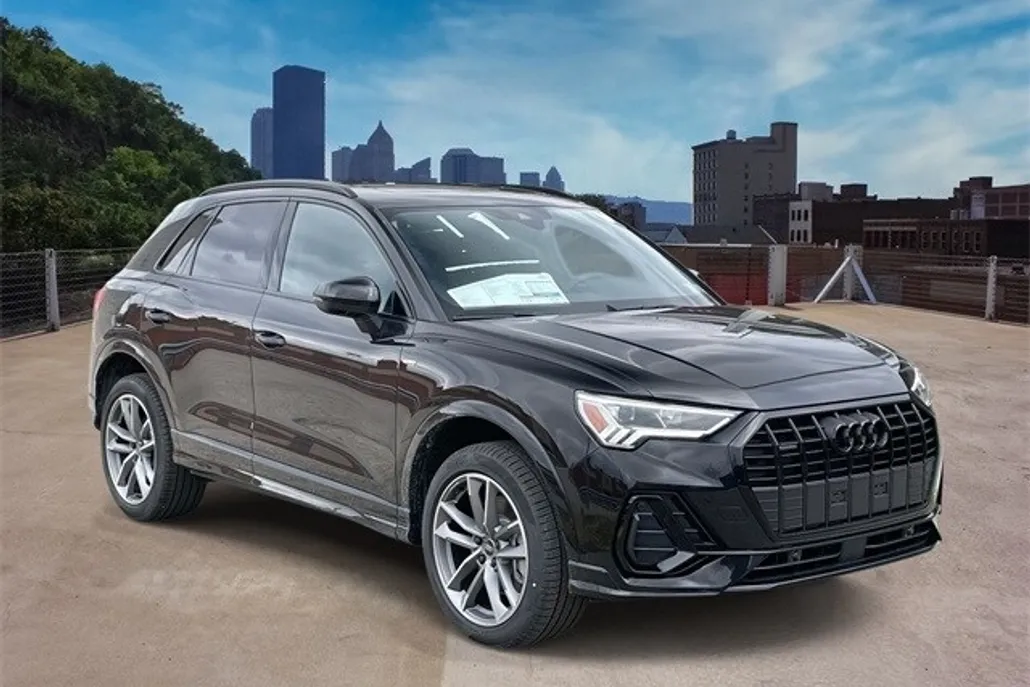 2025 Audi Q3 Premium S line 45 TFSI photo 1