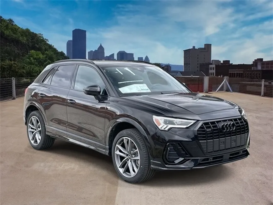 2025 Audi Q3 Premium S line 45 TFSI photo 1