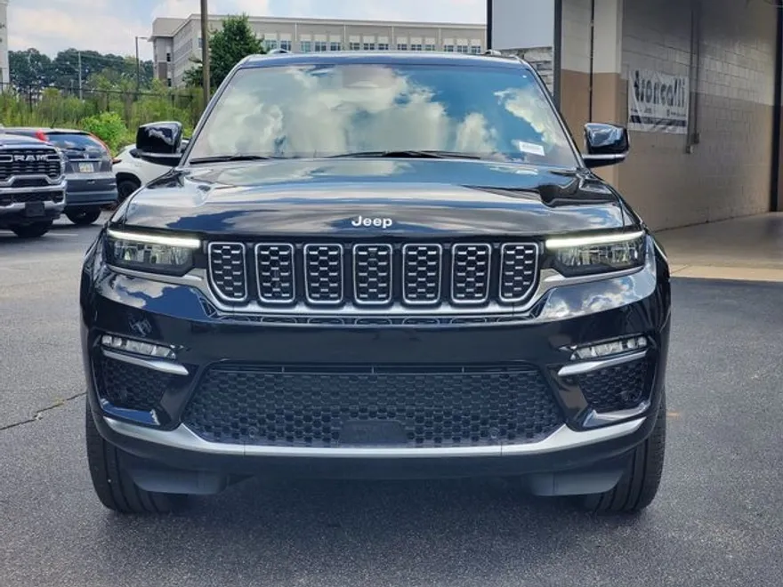 2025 Jeep Grand Cherokee Summit photo 1