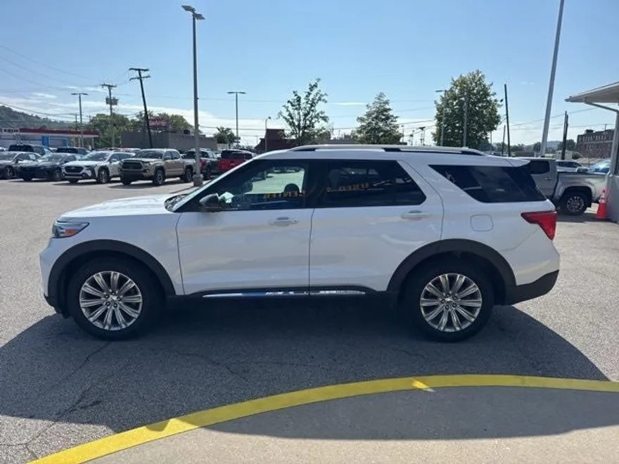 2020 Ford Explorer Limited photo 1