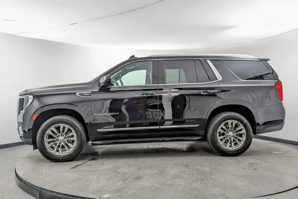 2021 Gmc Yukon SLT photo 1