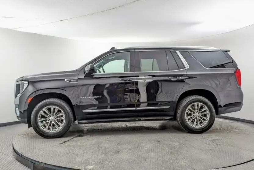 2021 Gmc Yukon SLT photo 1