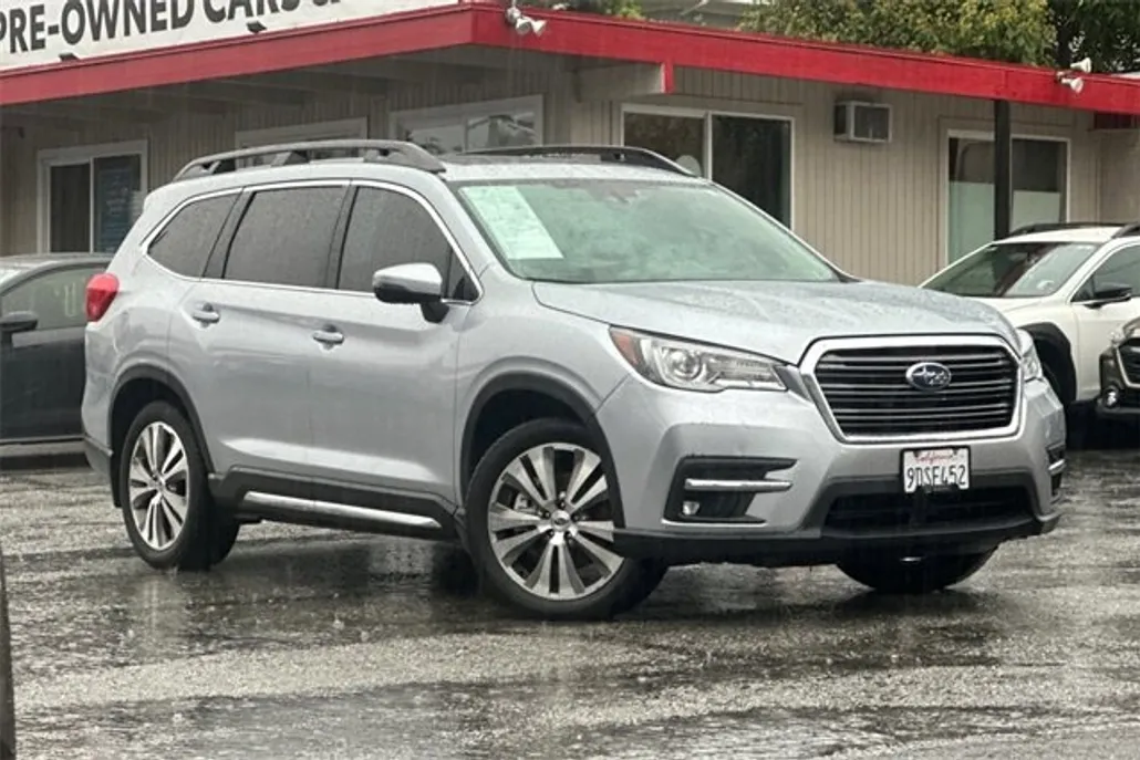 2021 Subaru Ascent Limited photo 1