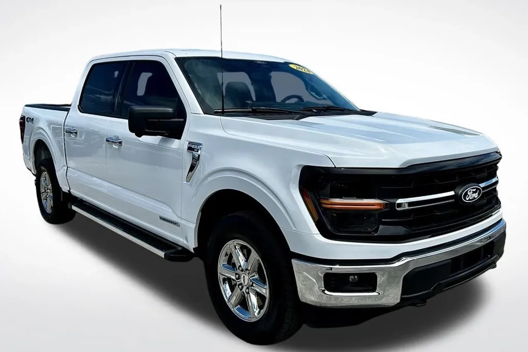 2024 Ford F-150 XLT photo 1