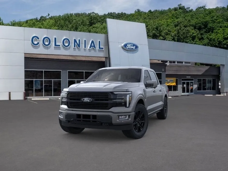 2025 Ford F-150 Platinum photo 1