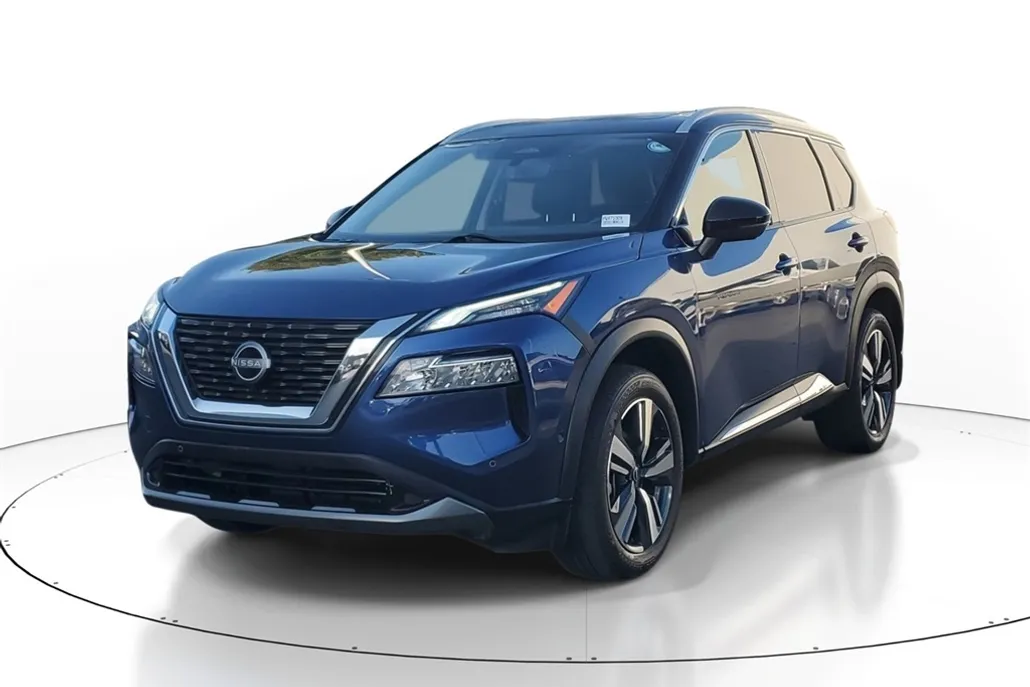 2023 Nissan Rogue SL photo 1