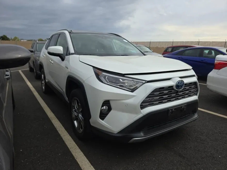 2020 Toyota RAV4 Hybrid Limited photo 1
