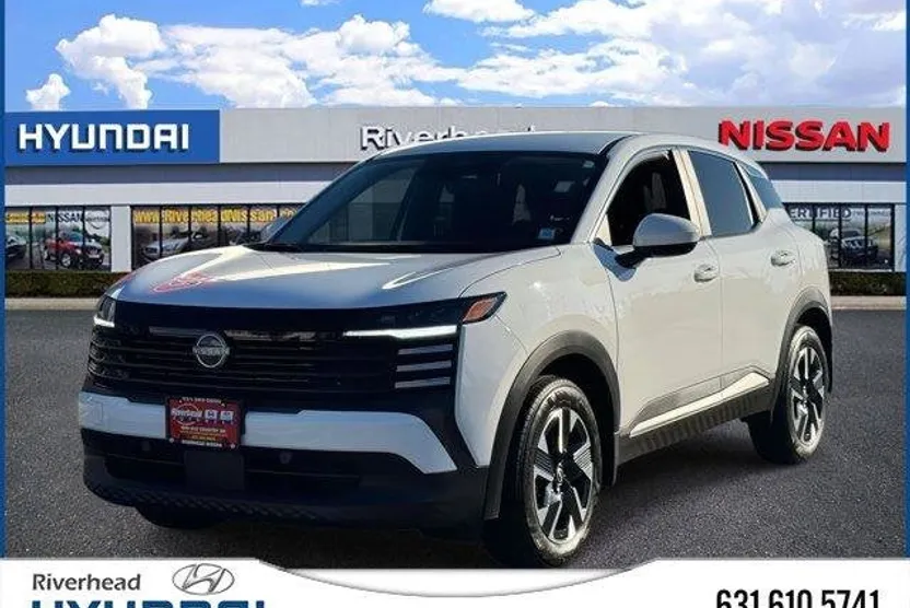 2025 Nissan Kicks SV photo 1