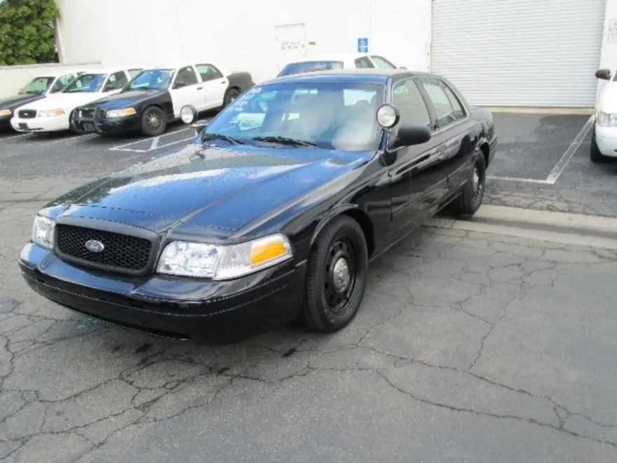 2011 Ford Crown Victoria Police Interceptor photo 1