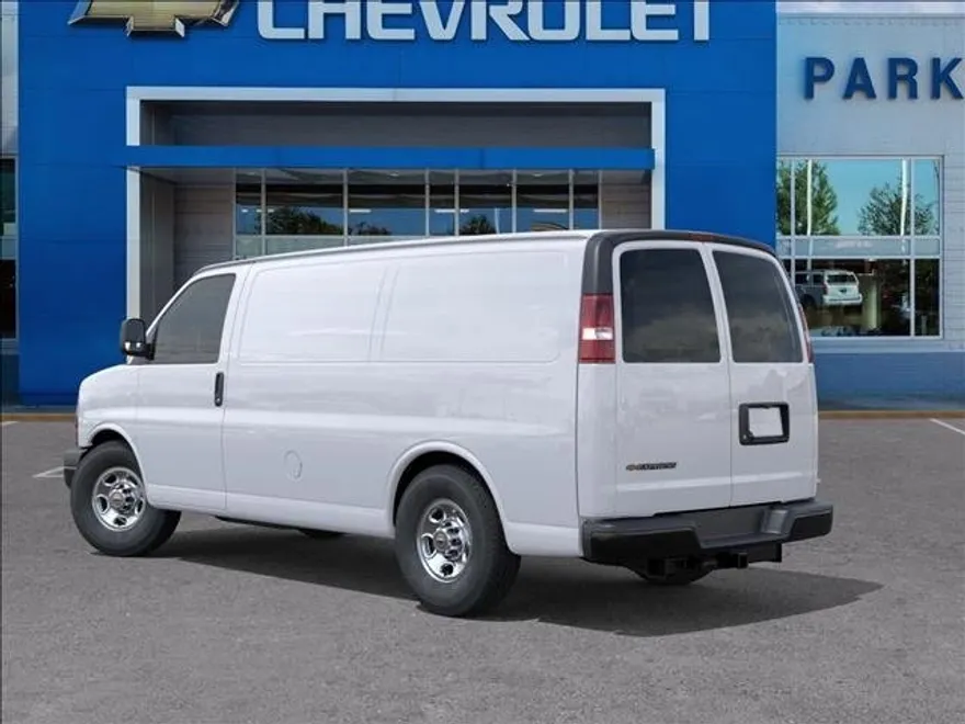 2025 Chevrolet Express Cargo 2500 photo 1