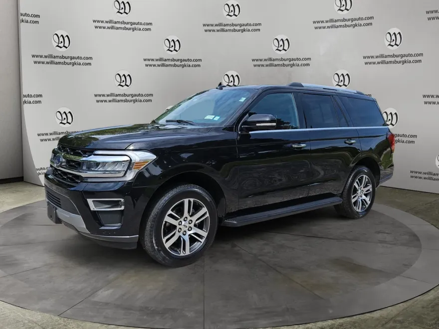 2024 Ford Expedition Limited photo 1