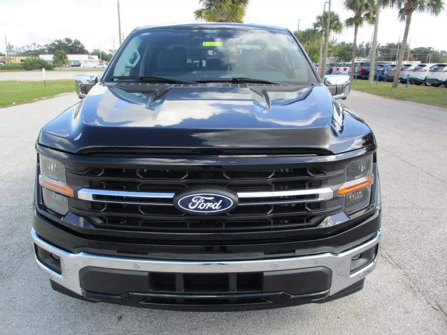 2024 Ford F-150 XLT photo 1