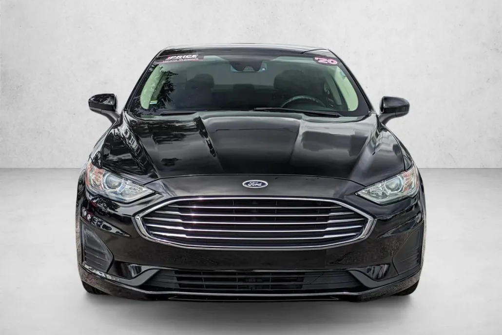 2020 Ford Fusion SE photo 1