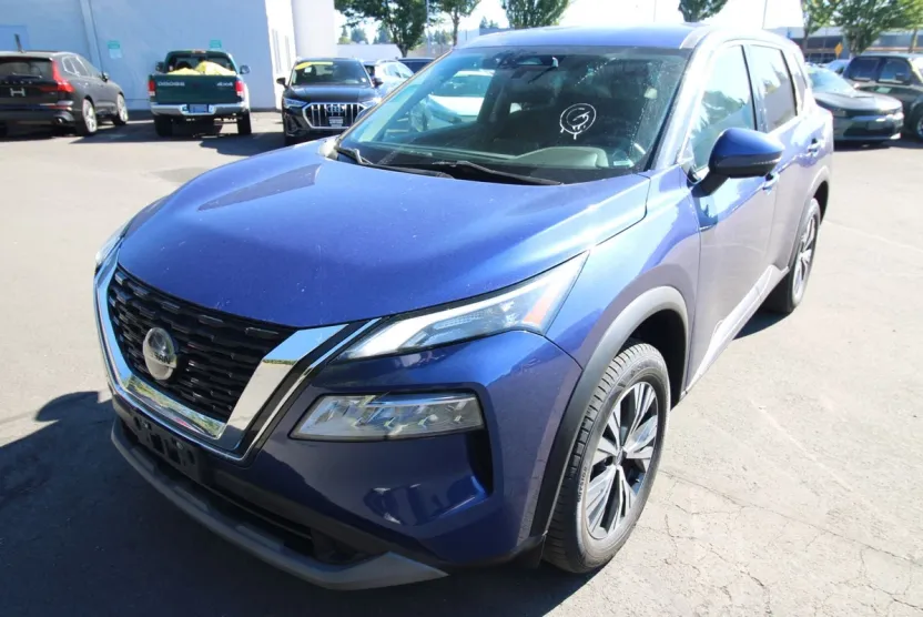 2021 Nissan Rogue SV photo 1