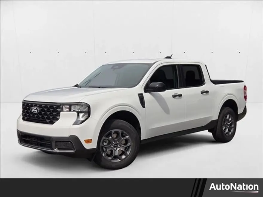 2025 Ford Maverick XLT photo 1