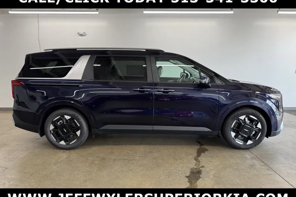 2026 Kia Carnival EX photo 1