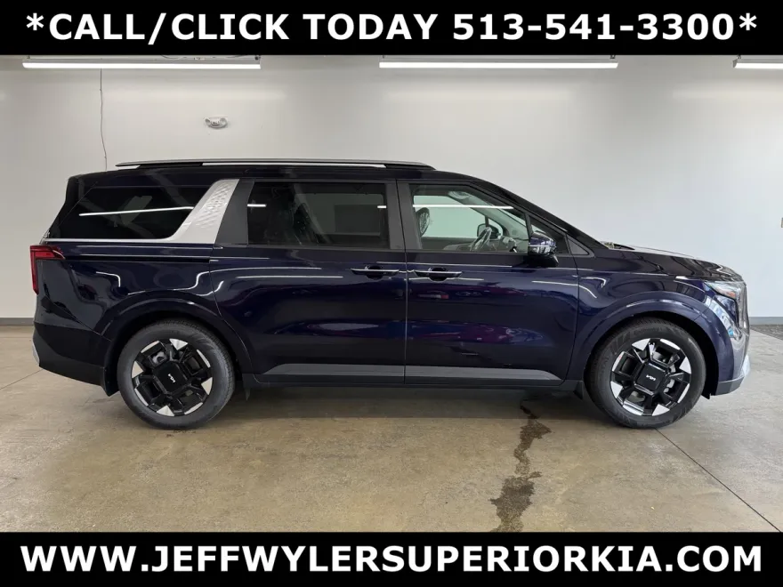 2026 Kia Carnival EX photo 1