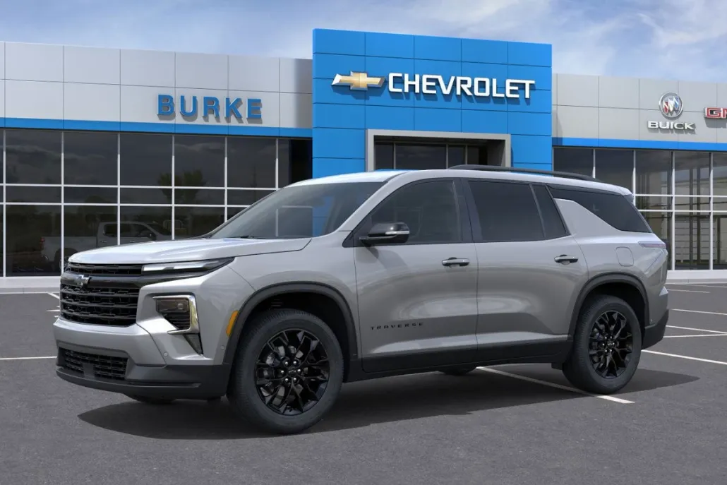 2025 Chevrolet Traverse photo 1