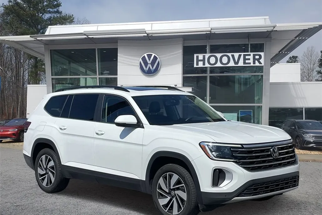 2024 Volkswagen Atlas SE Technology photo 1