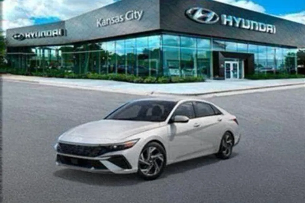 2025 Hyundai Elantra Hybrid Limited photo 1
