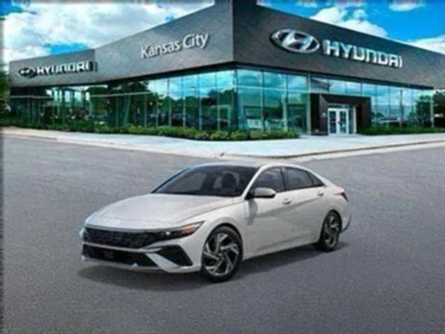 2025 Hyundai Elantra Hybrid Limited photo 1