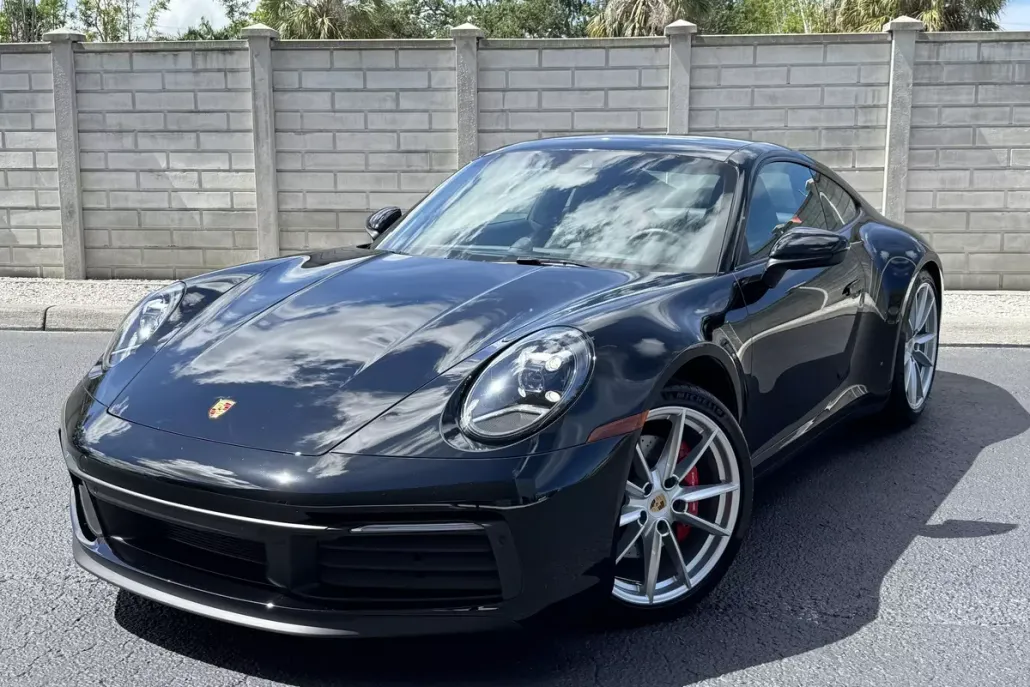 2022 Porsche 911 4S photo 1