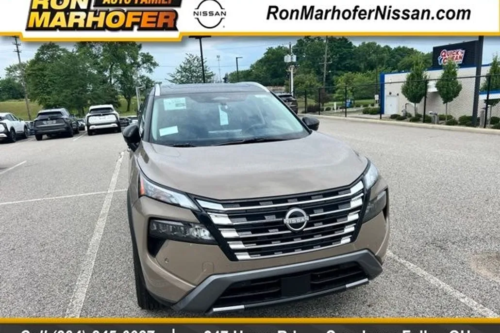 2025 Nissan Rogue SL photo 1