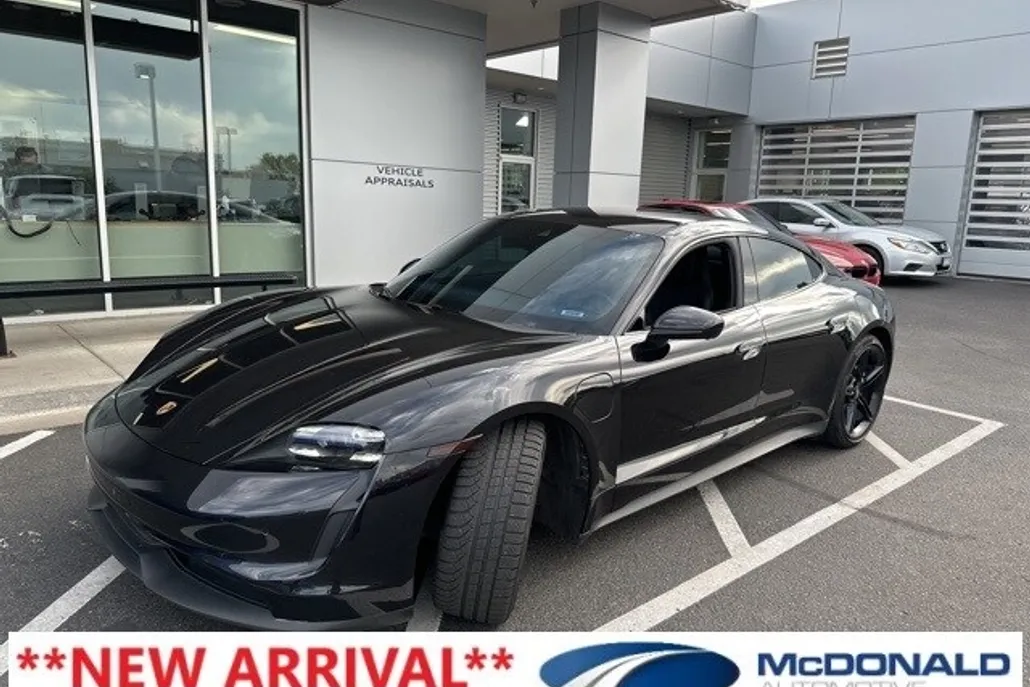 2021 Porsche Taycan 4S photo 1