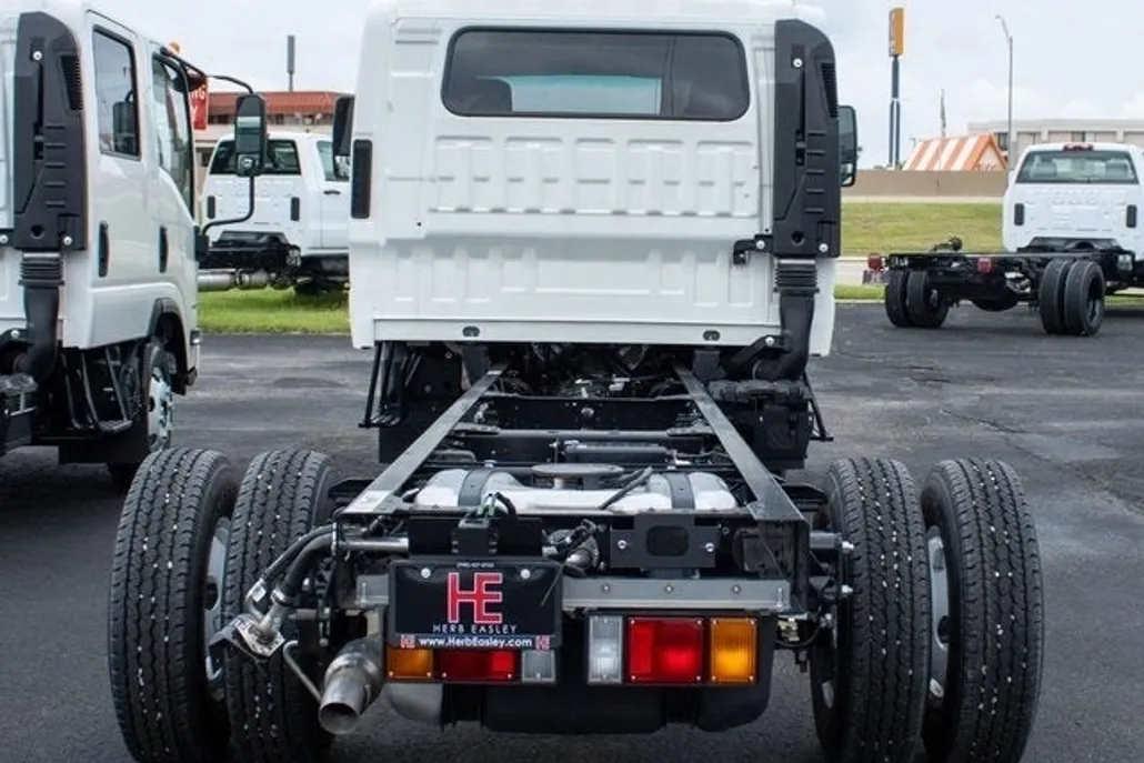 2024 Chevrolet Silverado 3500HD photo 1