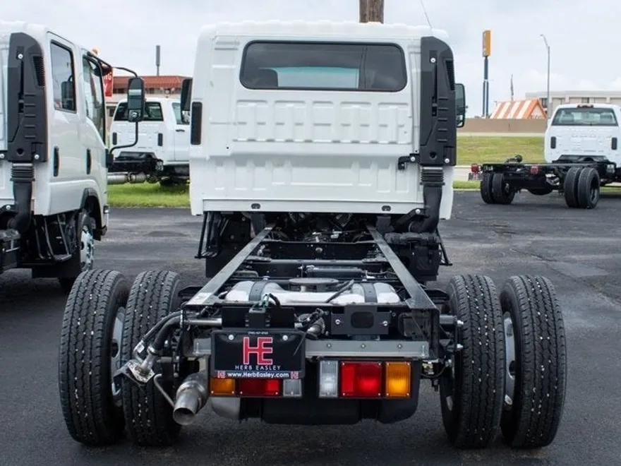 2024 Chevrolet Silverado 3500HD photo 1