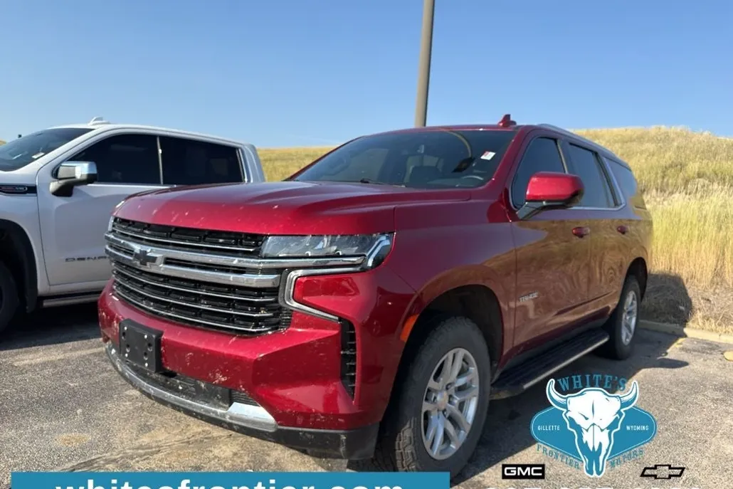 2023 Chevrolet Tahoe LT photo 1