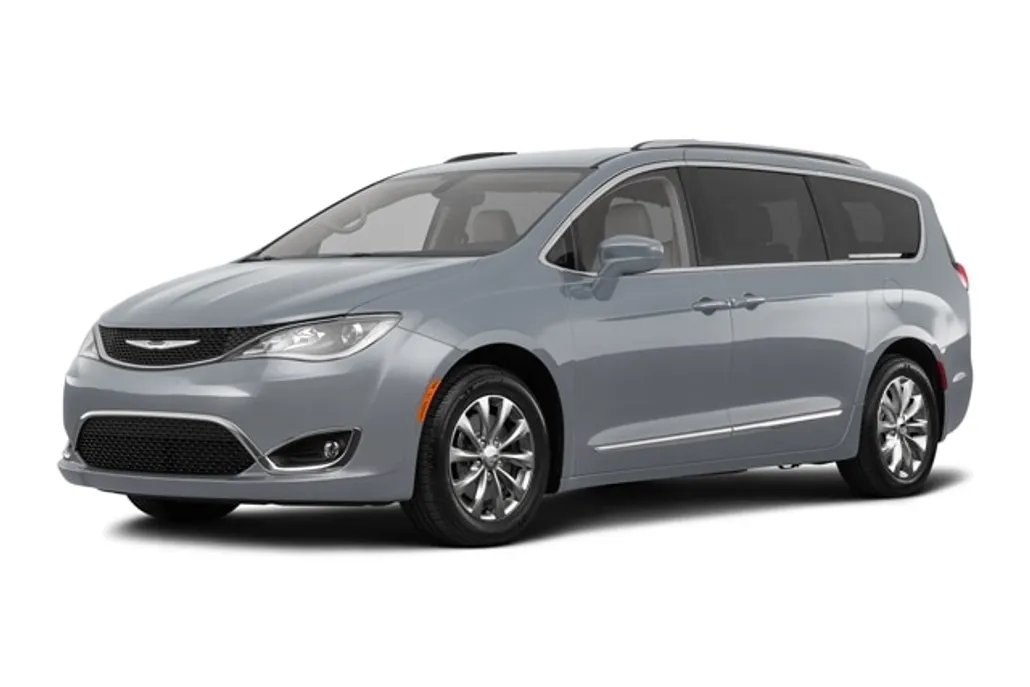 2018 Chrysler Pacifica Touring L photo 1