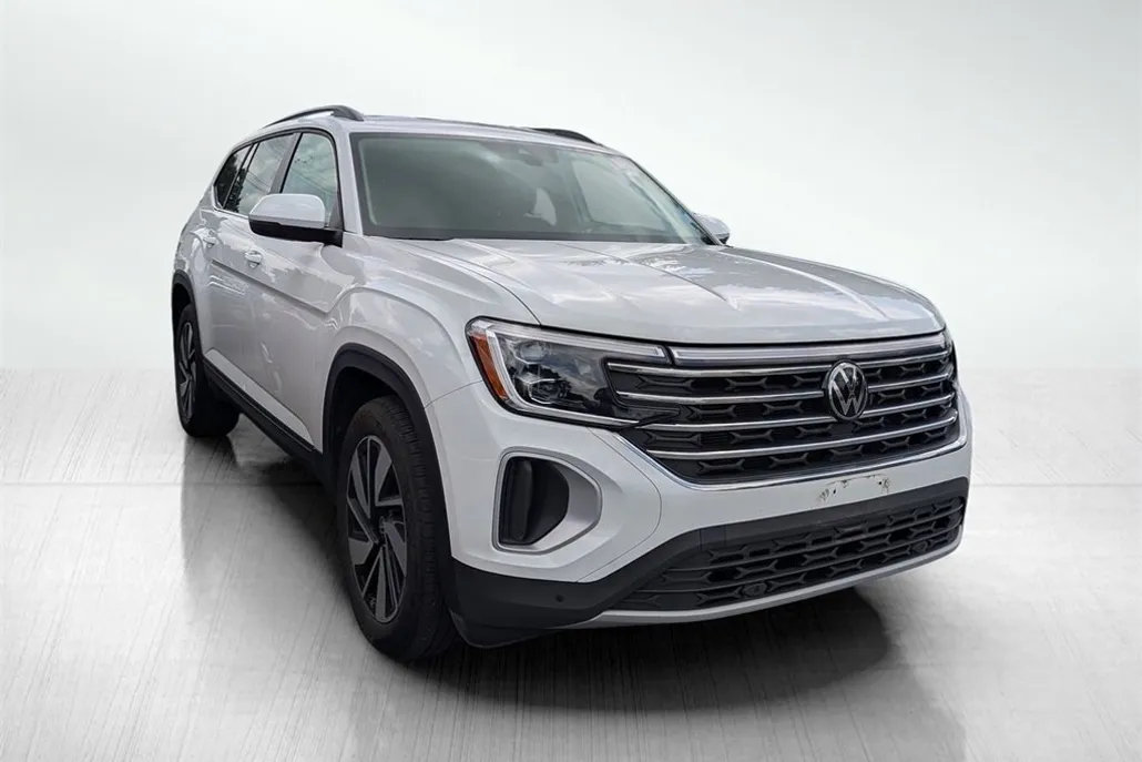 2024 Volkswagen Atlas SE Technology photo 1