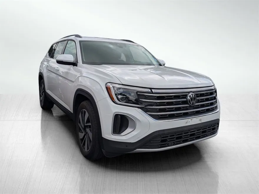 2024 Volkswagen Atlas SE Technology photo 1