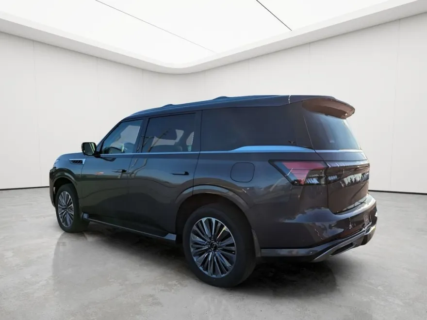 2025 Infiniti QX80 Luxe photo 1