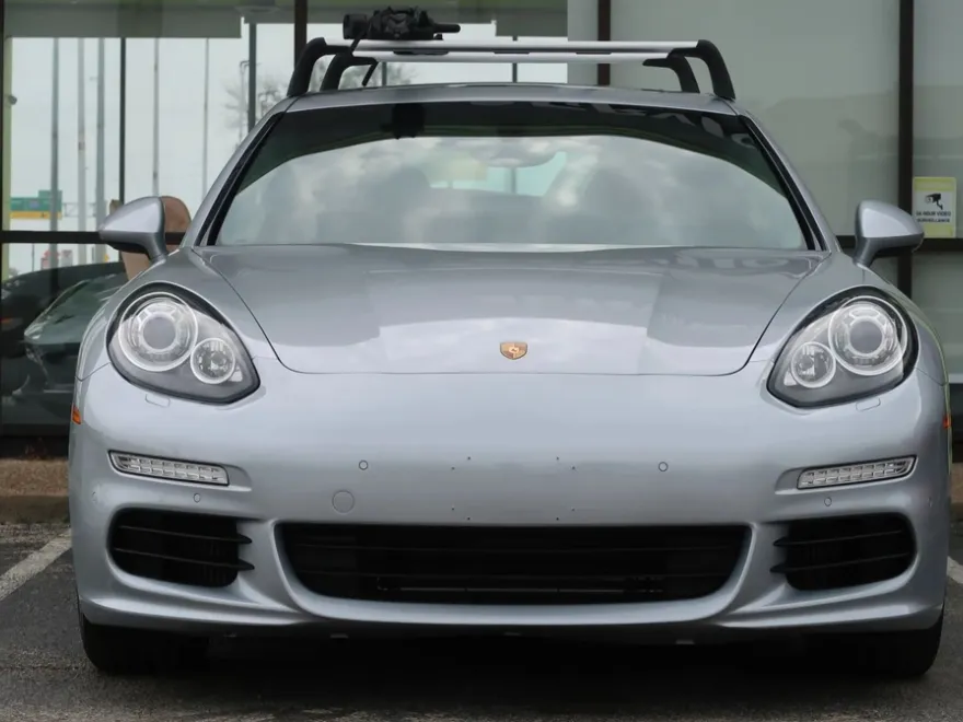 2015 Porsche Panamera 4S photo 1