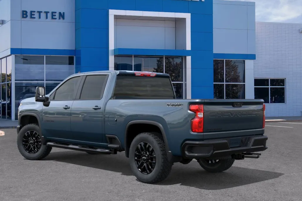 2026 Chevrolet Silverado 2500HD LT photo 1