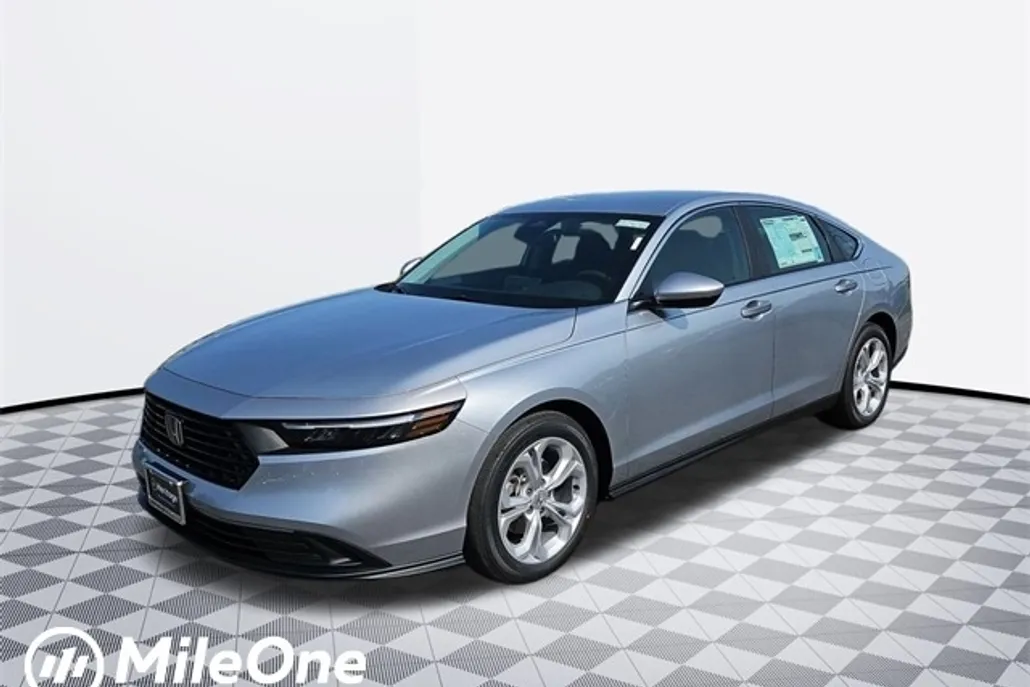 2025 Honda Accord LX photo 1