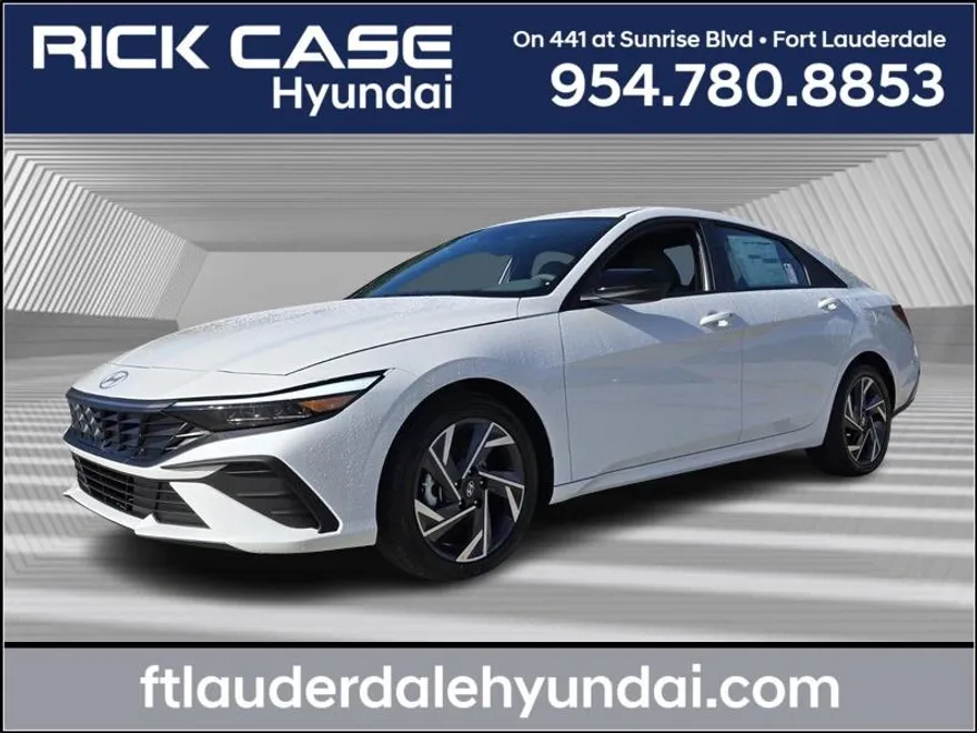 2025 Hyundai Elantra SEL Sport photo 1