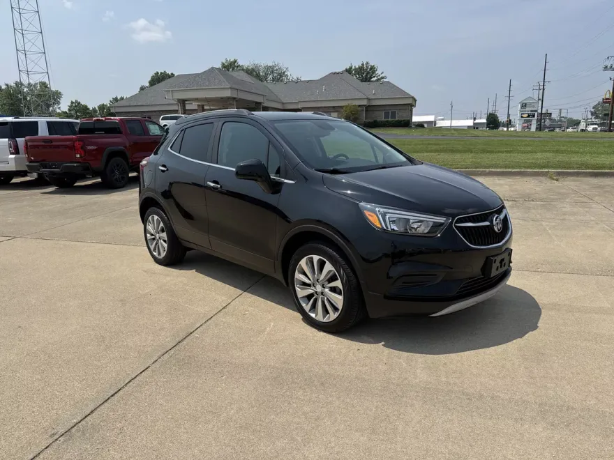 2020 Buick Encore Preferred photo 1
