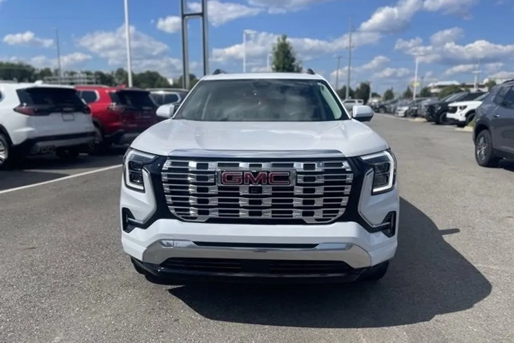 2026 Gmc Terrain Denali photo 1