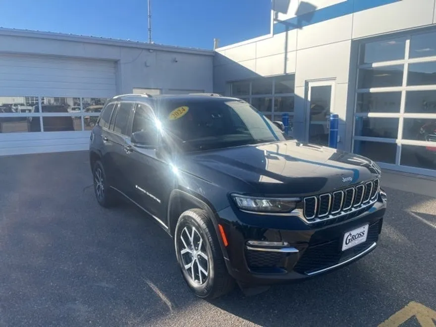 2024 Jeep Grand Cherokee Limited photo 1